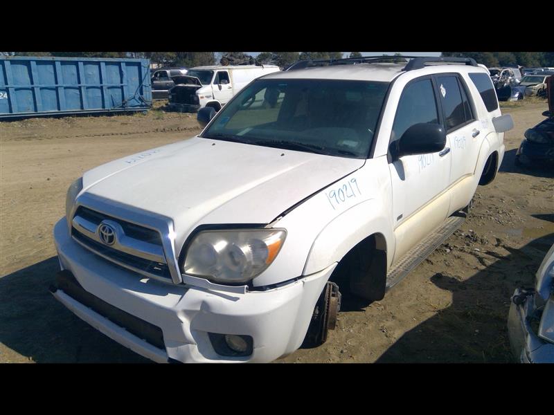 https://f005.backblazeb2.com/file/img-partshotlines-com/Inventory/EX941/Vehicle/5401_05.jpg