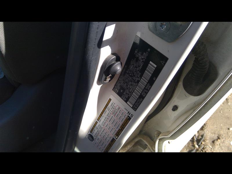 https://f005.backblazeb2.com/file/img-partshotlines-com/Inventory/EX941/Vehicle/5401_09.jpg