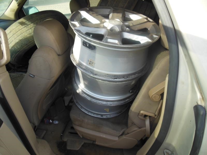 https://f005.backblazeb2.com/file/img-partshotlines-com/Inventory/EX941/Vehicle/5617_13.jpg
