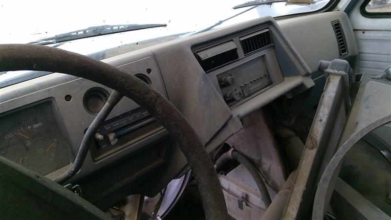 https://f005.backblazeb2.com/file/img-partshotlines-com/Inventory/EX941/Vehicle/5855_04.jpg