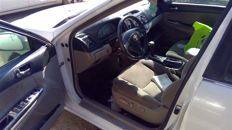 https://f005.backblazeb2.com/file/img-partshotlines-com/Inventory/EX941/Vehicle/5904_10.jpg