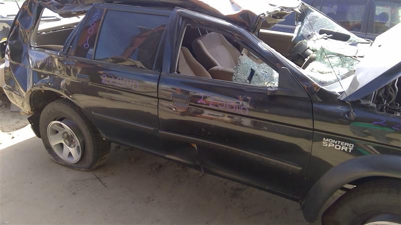 https://f005.backblazeb2.com/file/img-partshotlines-com/Inventory/EX941/Vehicle/5916_05.jpg