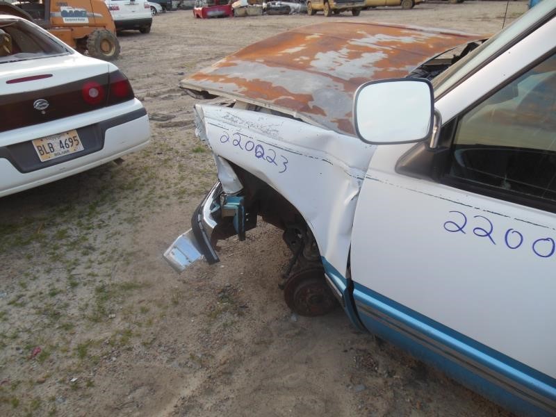 https://f005.backblazeb2.com/file/img-partshotlines-com/Inventory/EX941/Vehicle/5930_10.jpg