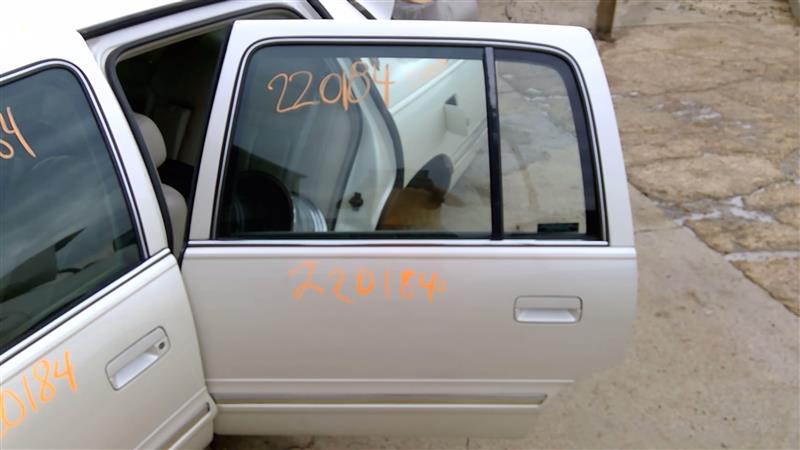 https://f005.backblazeb2.com/file/img-partshotlines-com/Inventory/EX941/Vehicle/6092_09.jpg