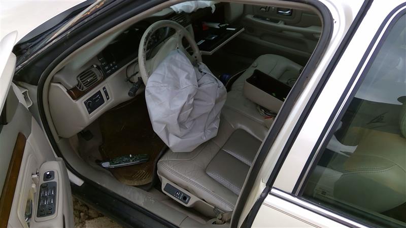 https://f005.backblazeb2.com/file/img-partshotlines-com/Inventory/EX941/Vehicle/6092_11.jpg