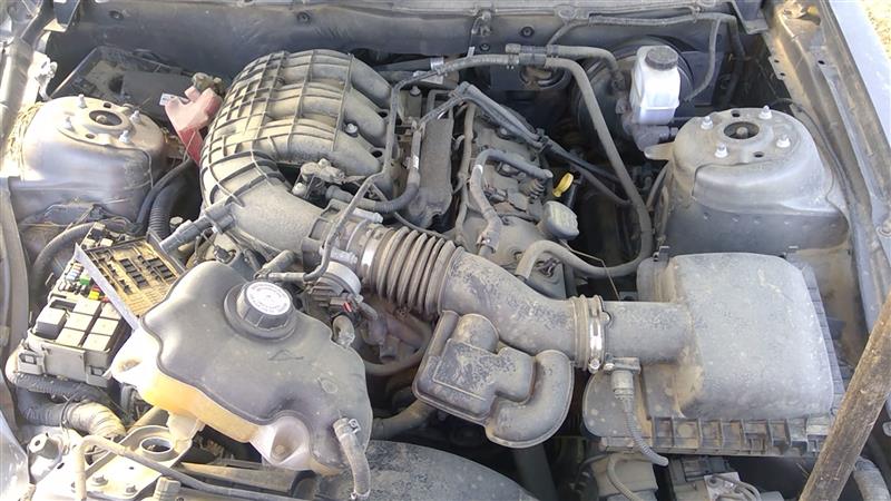https://f005.backblazeb2.com/file/img-partshotlines-com/Inventory/EX941/Vehicle/6335_01.jpg