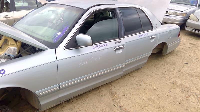 https://f005.backblazeb2.com/file/img-partshotlines-com/Inventory/EX941/Vehicle/6498_02.jpg
