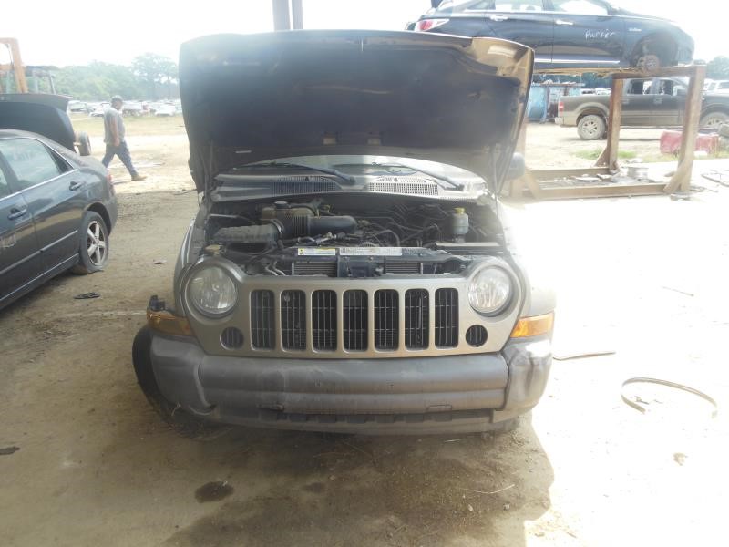 https://f005.backblazeb2.com/file/img-partshotlines-com/Inventory/EX941/Vehicle/6500_02.jpg