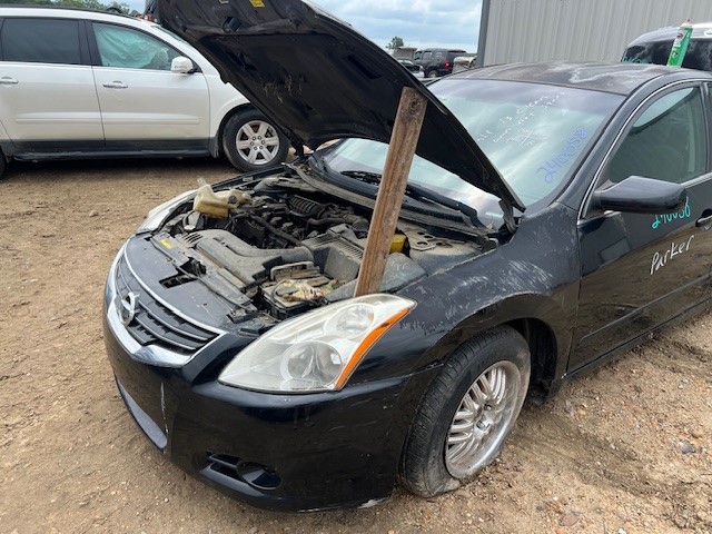 https://f005.backblazeb2.com/file/img-partshotlines-com/Inventory/EX941/Vehicle/6519_01.jpg