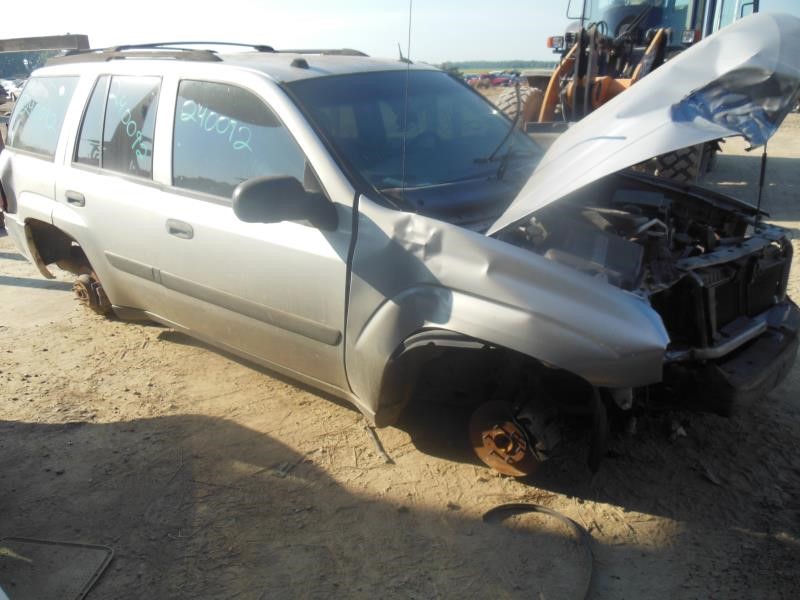 https://f005.backblazeb2.com/file/img-partshotlines-com/Inventory/EX941/Vehicle/6556_01.jpg