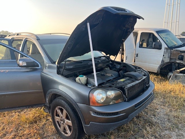 https://f005.backblazeb2.com/file/img-partshotlines-com/Inventory/EX941/Vehicle/6674_01.jpg