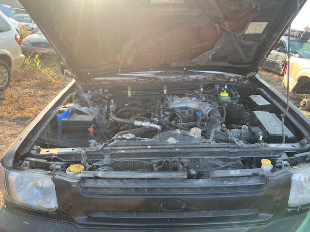 https://f005.backblazeb2.com/file/img-partshotlines-com/Inventory/EX941/Vehicle/6701_03.jpg