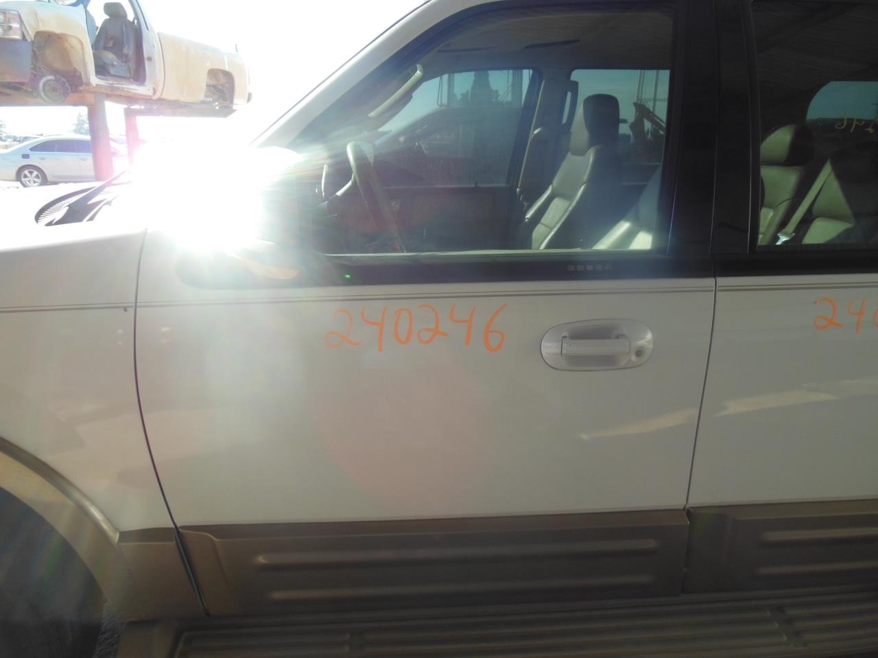 https://f005.backblazeb2.com/file/img-partshotlines-com/Inventory/EX941/Vehicle/6741_11.jpg