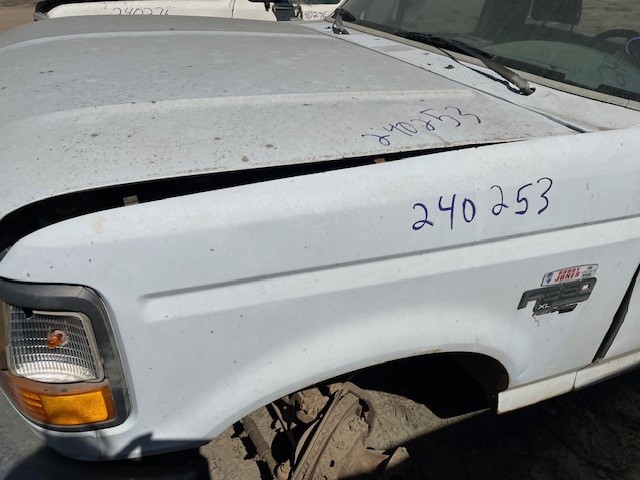 https://f005.backblazeb2.com/file/img-partshotlines-com/Inventory/EX941/Vehicle/6752_08.jpg
