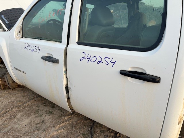 https://f005.backblazeb2.com/file/img-partshotlines-com/Inventory/EX941/Vehicle/6753_05.jpg