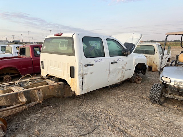 https://f005.backblazeb2.com/file/img-partshotlines-com/Inventory/EX941/Vehicle/6753_09.jpg