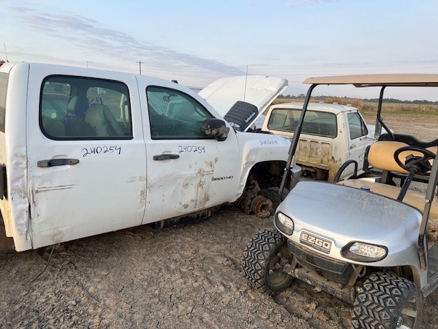 https://f005.backblazeb2.com/file/img-partshotlines-com/Inventory/EX941/Vehicle/6753_10.jpg