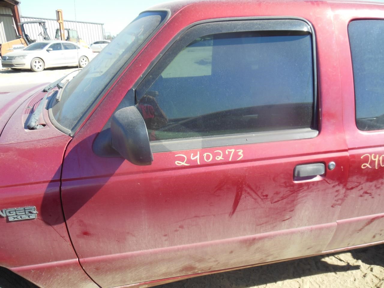 https://f005.backblazeb2.com/file/img-partshotlines-com/Inventory/EX941/Vehicle/6772_11.jpg