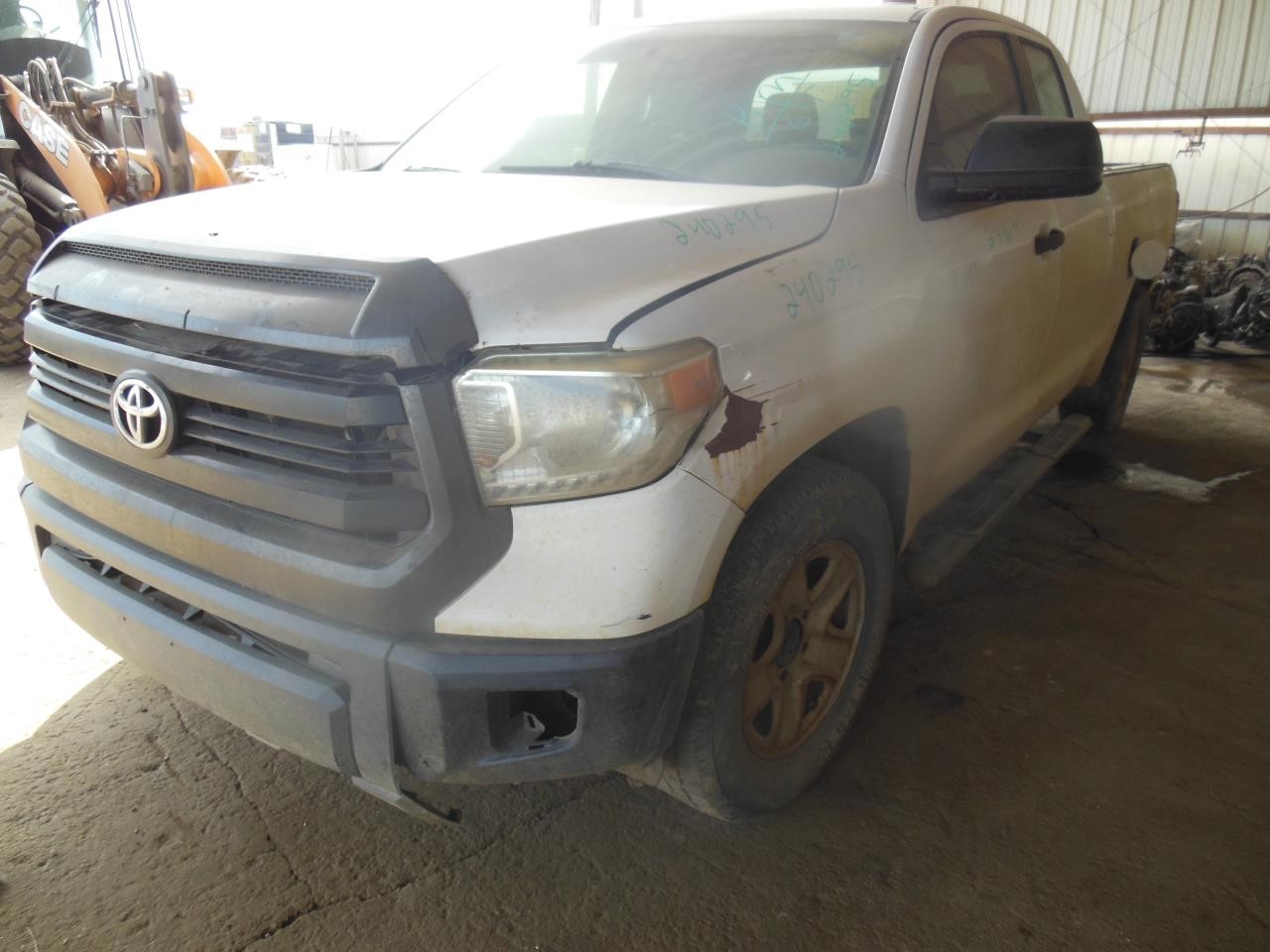 https://f005.backblazeb2.com/file/img-partshotlines-com/Inventory/EX941/Vehicle/6794_07.jpg