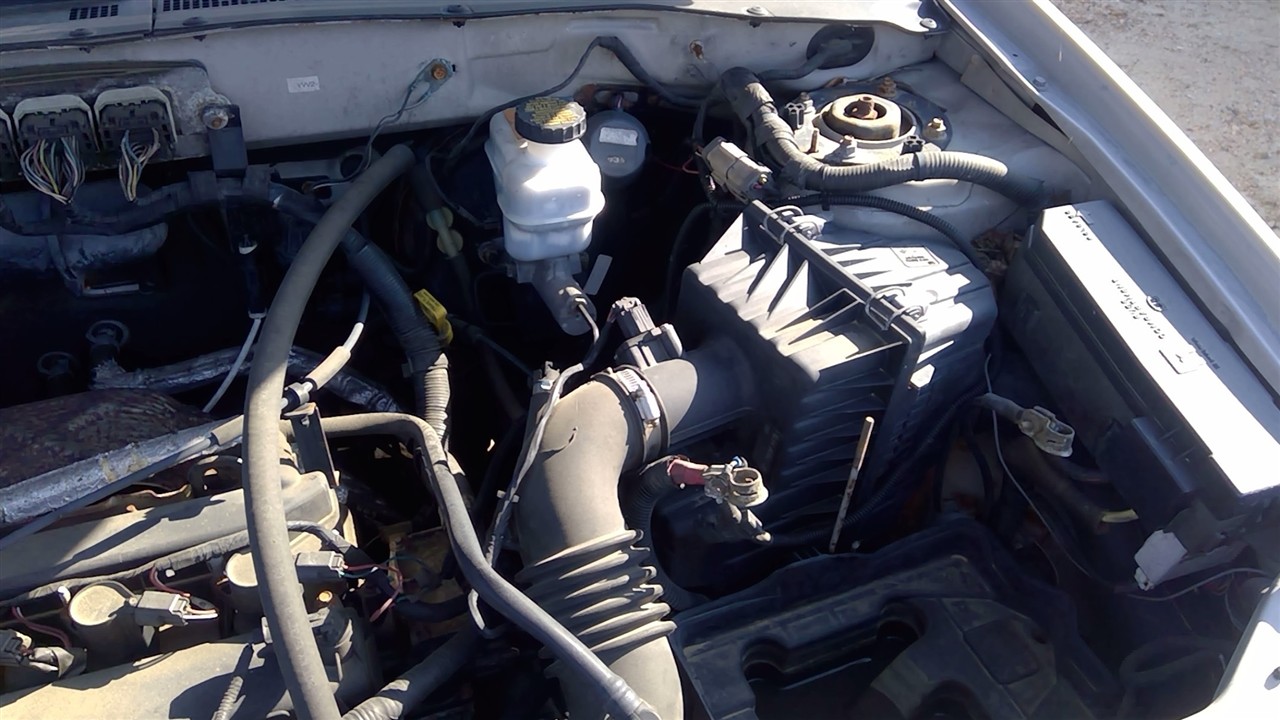 https://f005.backblazeb2.com/file/img-partshotlines-com/Inventory/EX941/Vehicle/6822_03.jpg