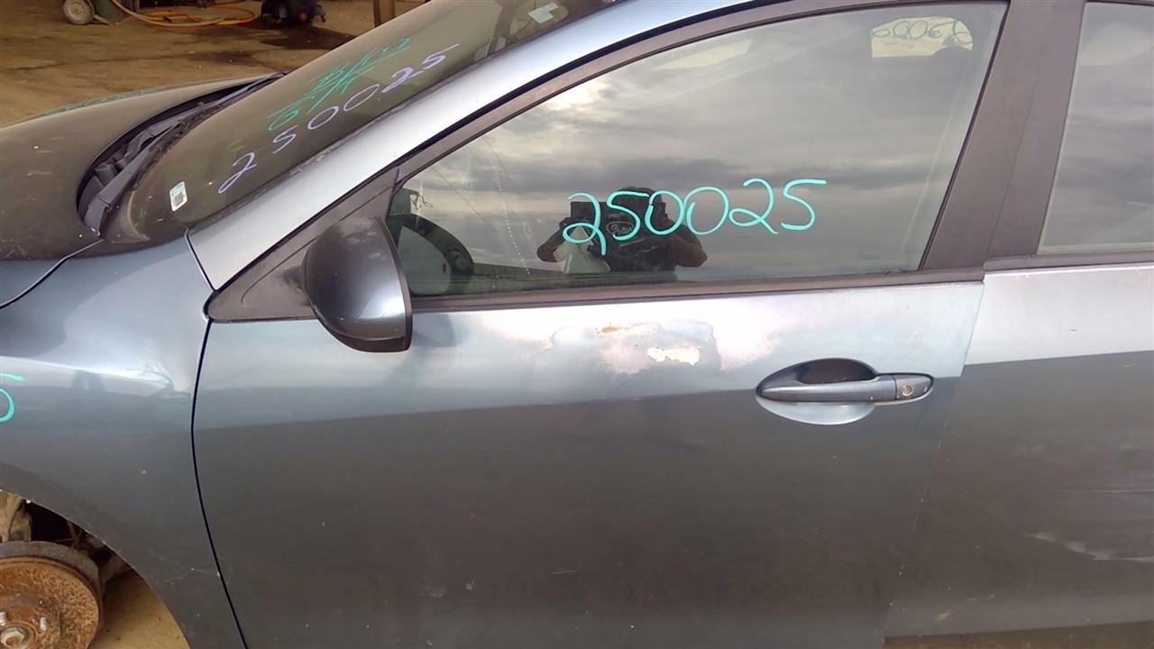 https://f005.backblazeb2.com/file/img-partshotlines-com/Inventory/EX941/Vehicle/6869_12.jpg
