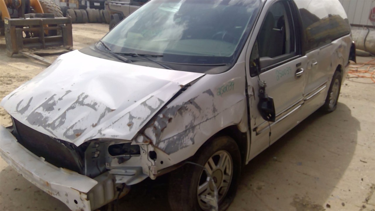 https://f005.backblazeb2.com/file/img-partshotlines-com/Inventory/EX941/Vehicle/6888_08.jpg