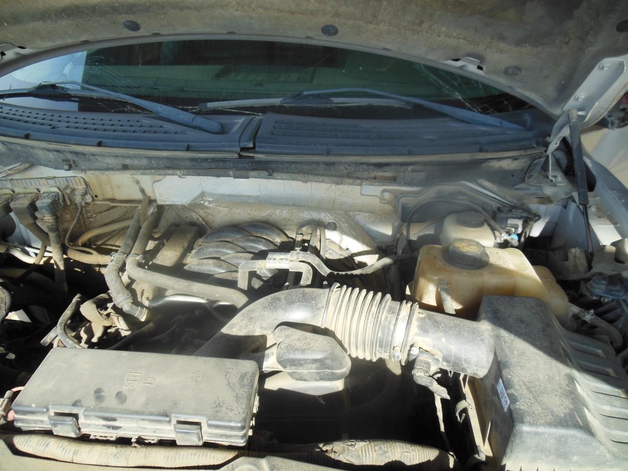 https://f005.backblazeb2.com/file/img-partshotlines-com/Inventory/EX941/Vehicle/6892_01.jpg