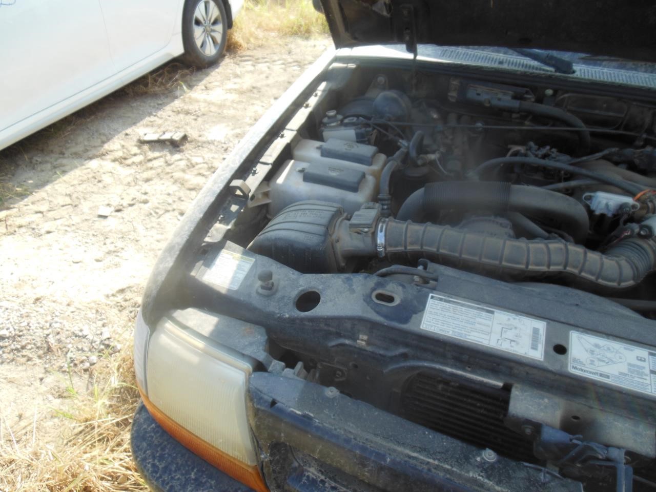 https://f005.backblazeb2.com/file/img-partshotlines-com/Inventory/EX941/Vehicle/6917_02.jpg