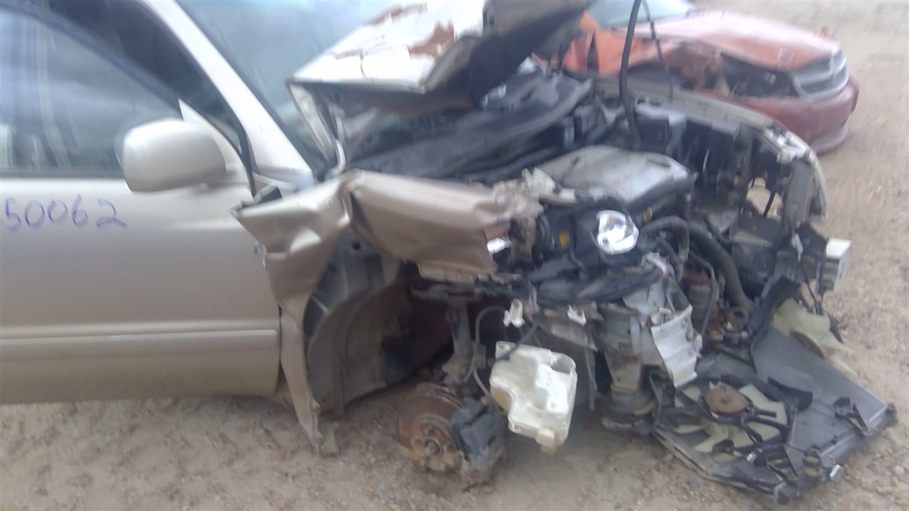 https://f005.backblazeb2.com/file/img-partshotlines-com/Inventory/EX941/Vehicle/6918_09.jpg
