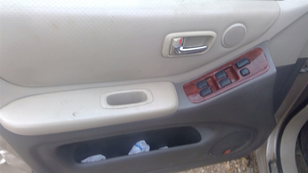 https://f005.backblazeb2.com/file/img-partshotlines-com/Inventory/EX941/Vehicle/6918_12.jpg