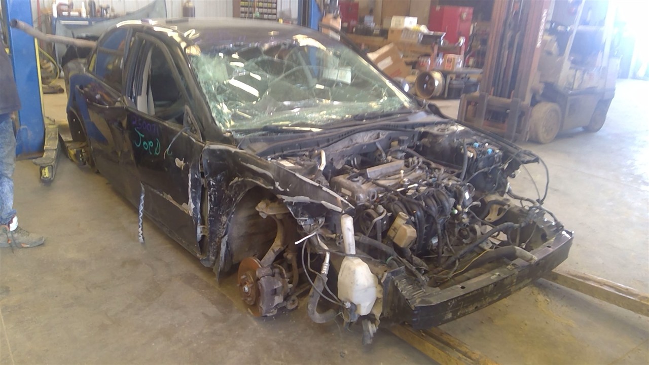 https://f005.backblazeb2.com/file/img-partshotlines-com/Inventory/EX941/Vehicle/6932_02.jpg