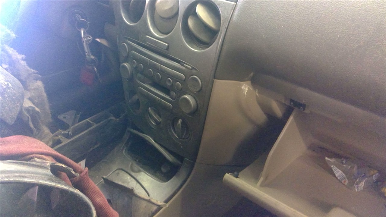 https://f005.backblazeb2.com/file/img-partshotlines-com/Inventory/EX941/Vehicle/6932_08.jpg