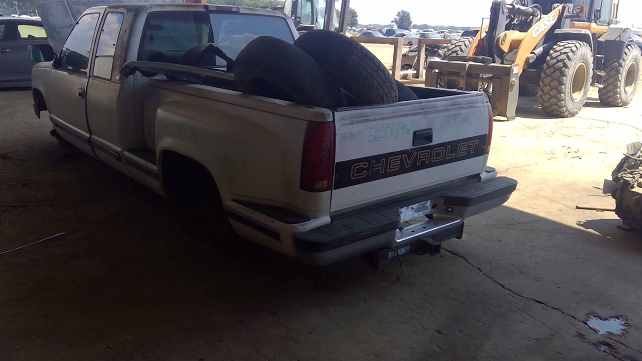 https://f005.backblazeb2.com/file/img-partshotlines-com/Inventory/EX941/Vehicle/6957_05.jpg