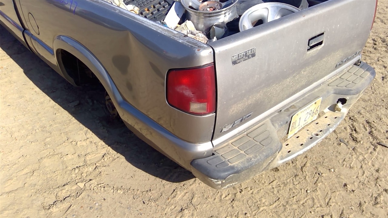 https://f005.backblazeb2.com/file/img-partshotlines-com/Inventory/EX941/Vehicle/6958_04.jpg