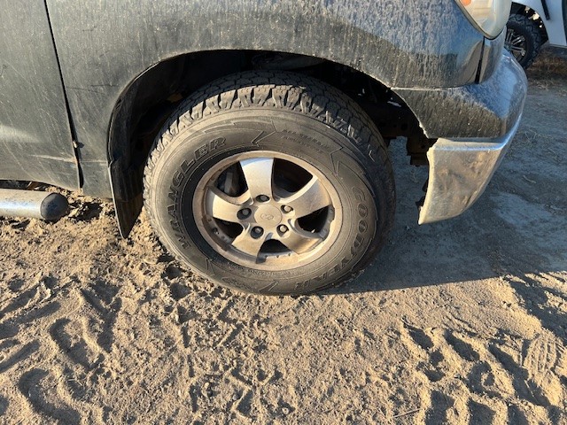 https://f005.backblazeb2.com/file/img-partshotlines-com/Inventory/EX941/Vehicle/6982_11.jpg