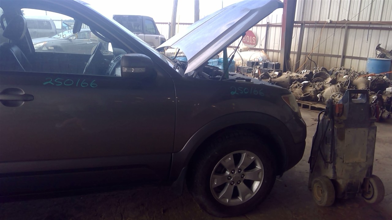 https://f005.backblazeb2.com/file/img-partshotlines-com/Inventory/EX941/Vehicle/7036_12.jpg