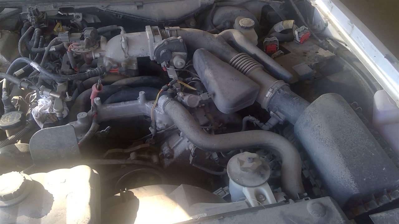 https://f005.backblazeb2.com/file/img-partshotlines-com/Inventory/EX941/Vehicle/7043_03.jpg