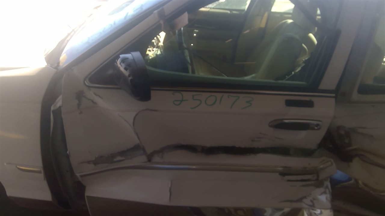 https://f005.backblazeb2.com/file/img-partshotlines-com/Inventory/EX941/Vehicle/7043_11.jpg