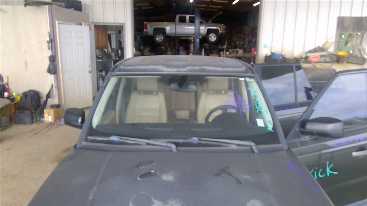 https://f005.backblazeb2.com/file/img-partshotlines-com/Inventory/EX941/Vehicle/7044_06.jpg