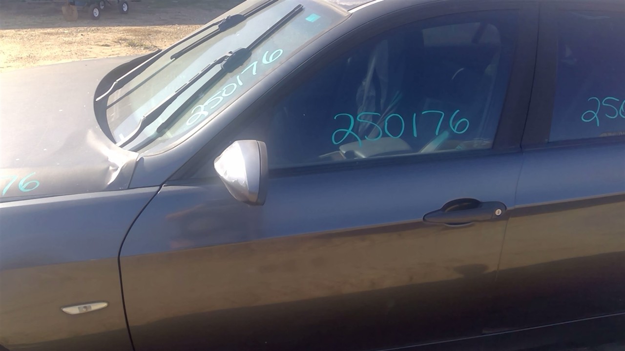 https://f005.backblazeb2.com/file/img-partshotlines-com/Inventory/EX941/Vehicle/7046_10.jpg