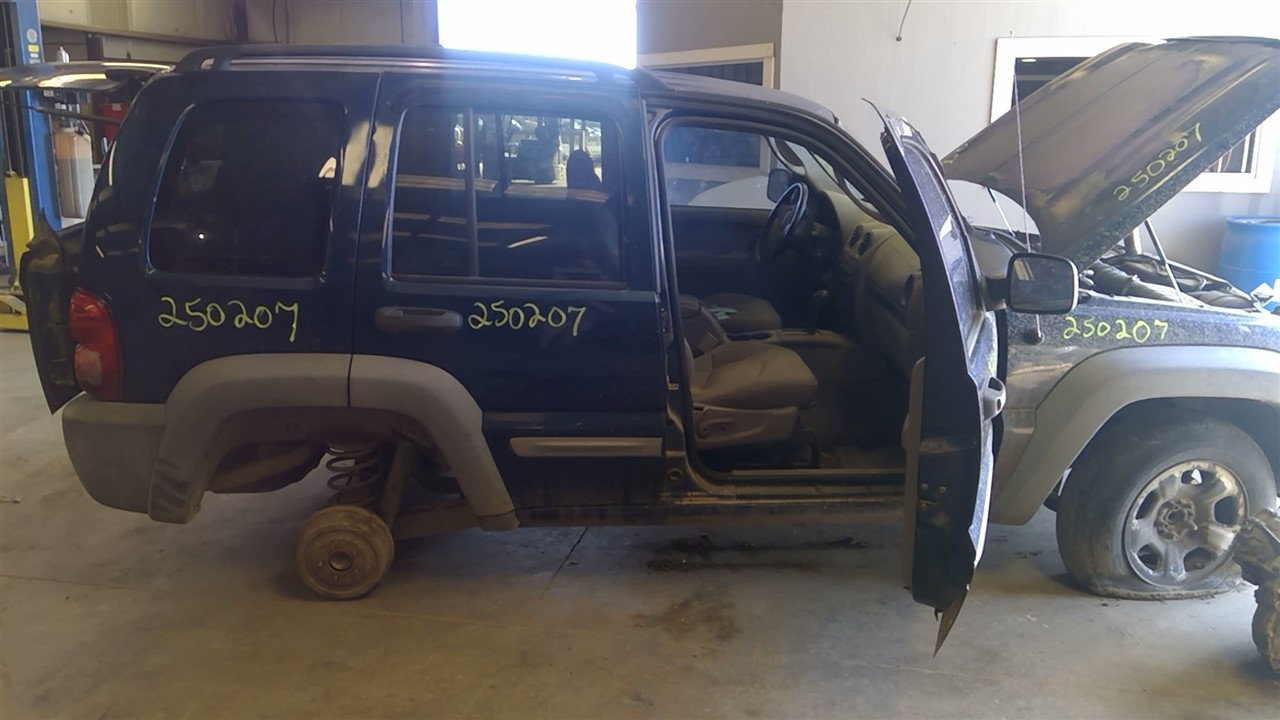 https://f005.backblazeb2.com/file/img-partshotlines-com/Inventory/EX941/Vehicle/7081_07.jpg