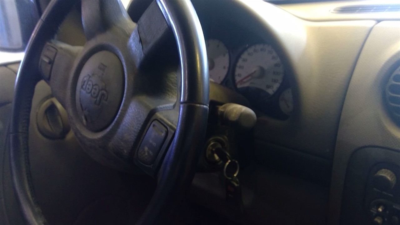 https://f005.backblazeb2.com/file/img-partshotlines-com/Inventory/EX941/Vehicle/7081_09.jpg