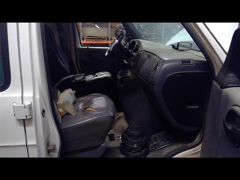 https://f005.backblazeb2.com/file/img-partshotlines-com/Inventory/EX989/Vehicle/1813_07.jpg