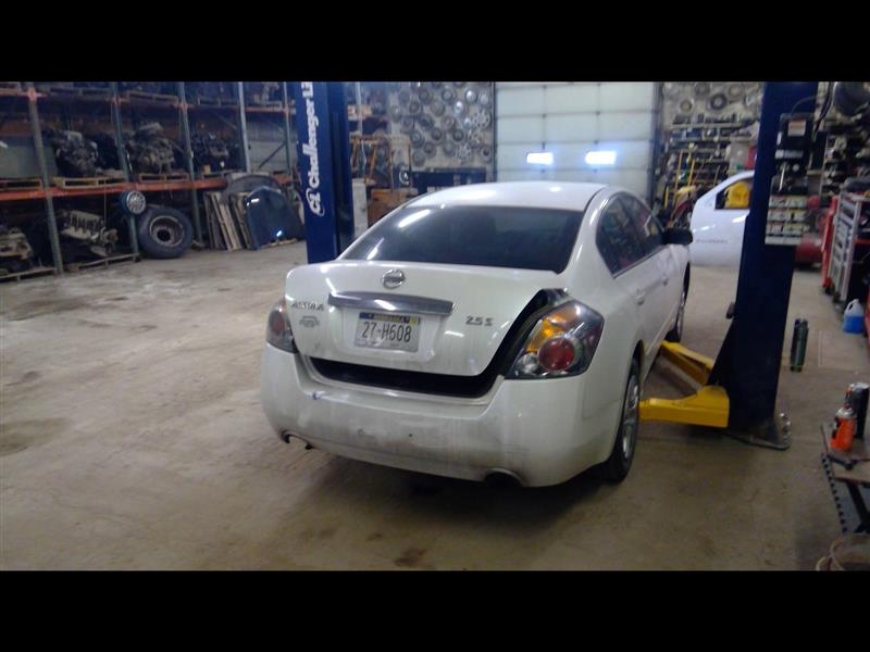 https://f005.backblazeb2.com/file/img-partshotlines-com/Inventory/EX989/Vehicle/1834_04.jpg