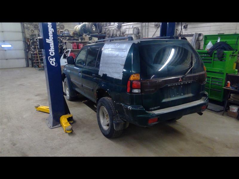 https://f005.backblazeb2.com/file/img-partshotlines-com/Inventory/EX989/Vehicle/1843_03.jpg