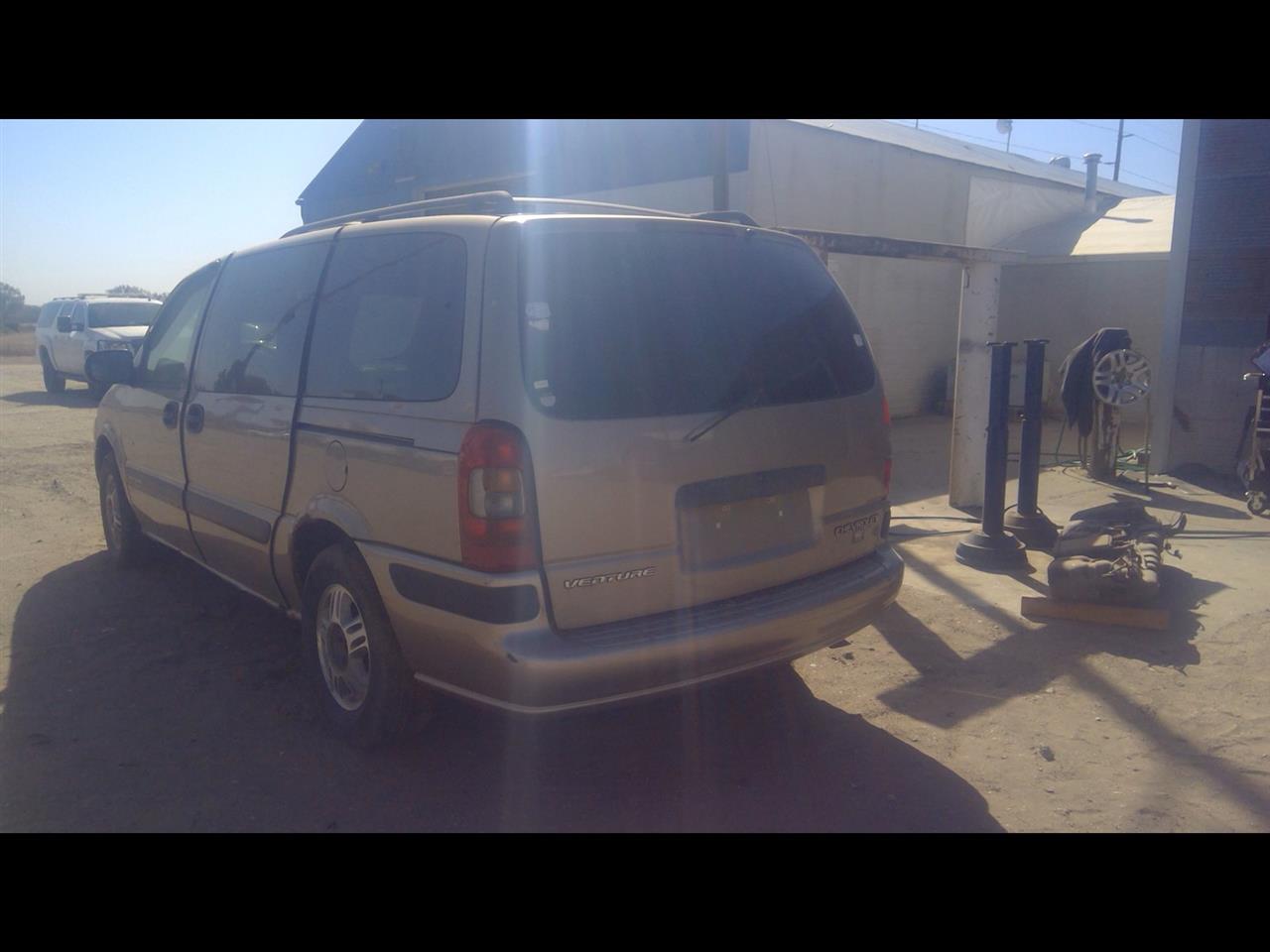 https://f005.backblazeb2.com/file/img-partshotlines-com/Inventory/EX989/Vehicle/1917_02.jpg