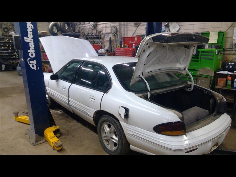 https://f005.backblazeb2.com/file/img-partshotlines-com/Inventory/EX989/Vehicle/1945_03.jpg