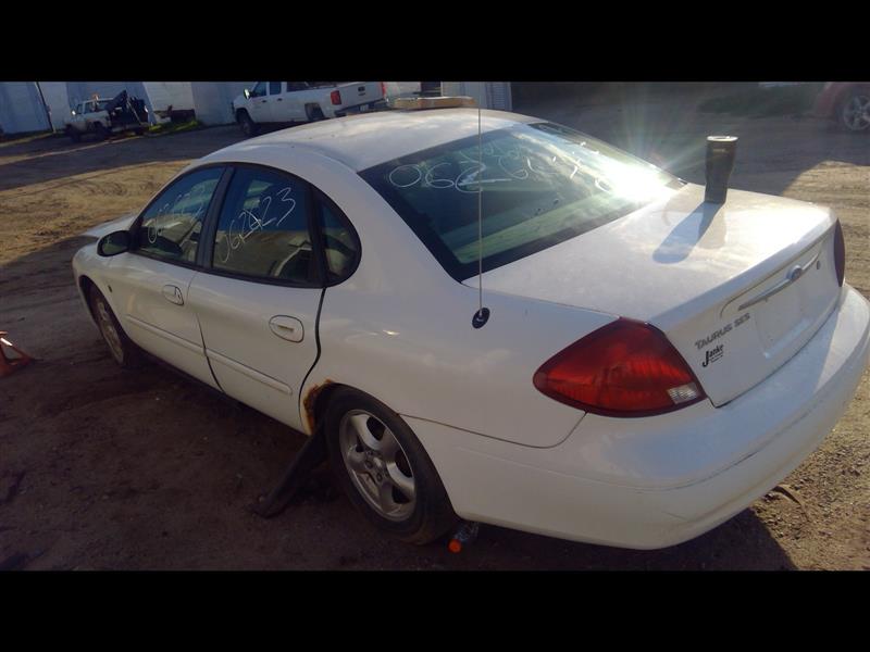 https://f005.backblazeb2.com/file/img-partshotlines-com/Inventory/EX989/Vehicle/1986_06.jpg