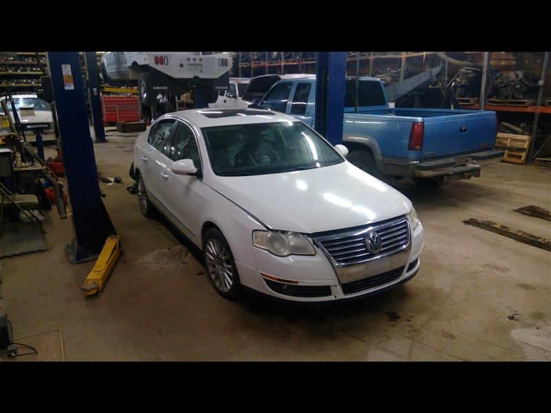 https://f005.backblazeb2.com/file/img-partshotlines-com/Inventory/EX989/Vehicle/2003_01.jpg