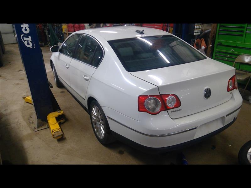 https://f005.backblazeb2.com/file/img-partshotlines-com/Inventory/EX989/Vehicle/2003_03.jpg